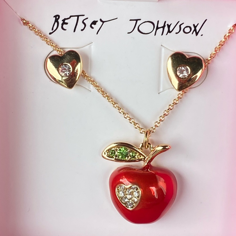 New Betsey Johnson BACK TO SCHOOL APPLE SET RED - Picture 7 of 12
